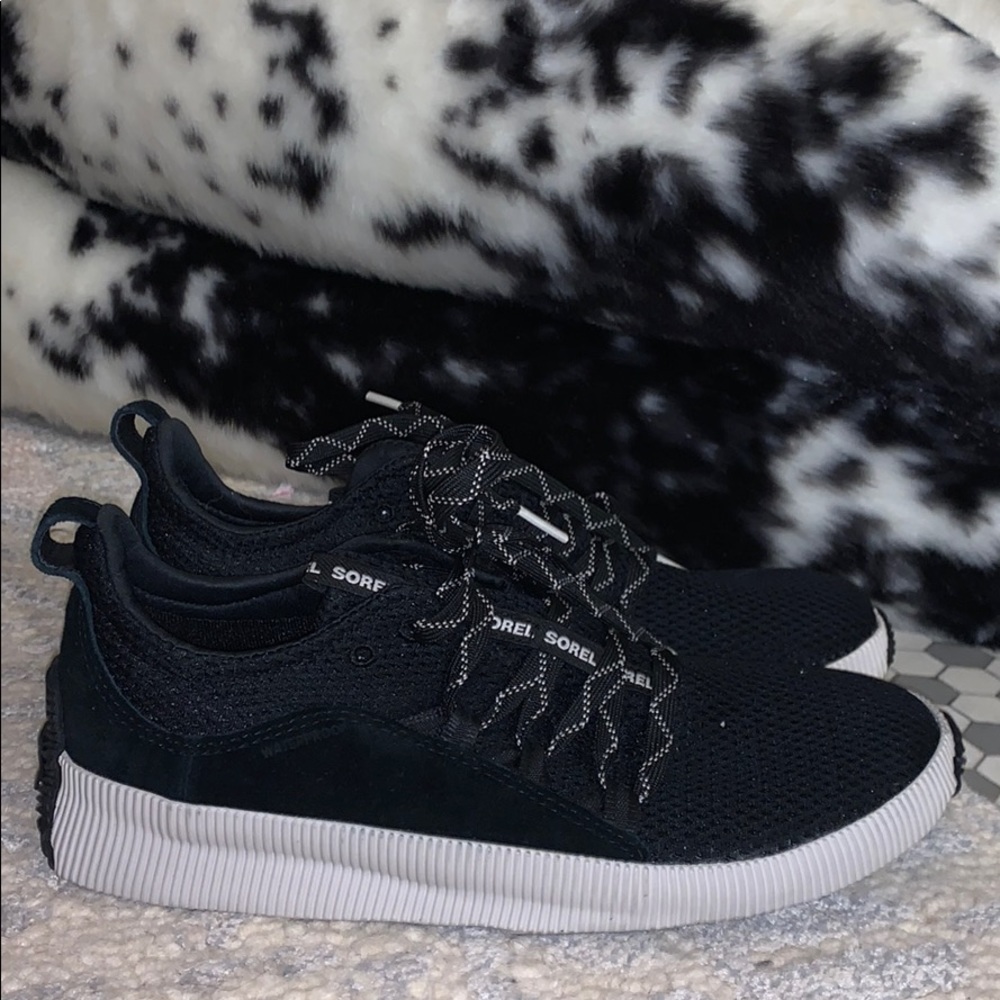 Sorel - ONA Plus Sneakers - Black